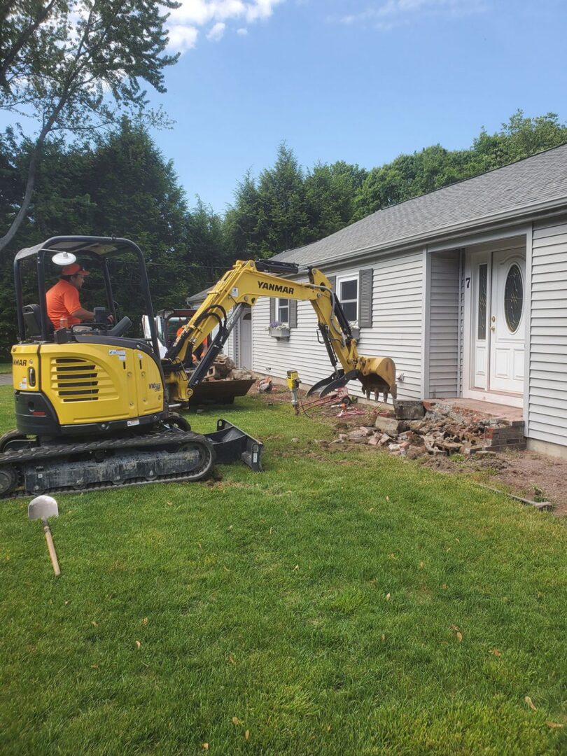 Hardscapre Construction Excavationg1 1152x1536