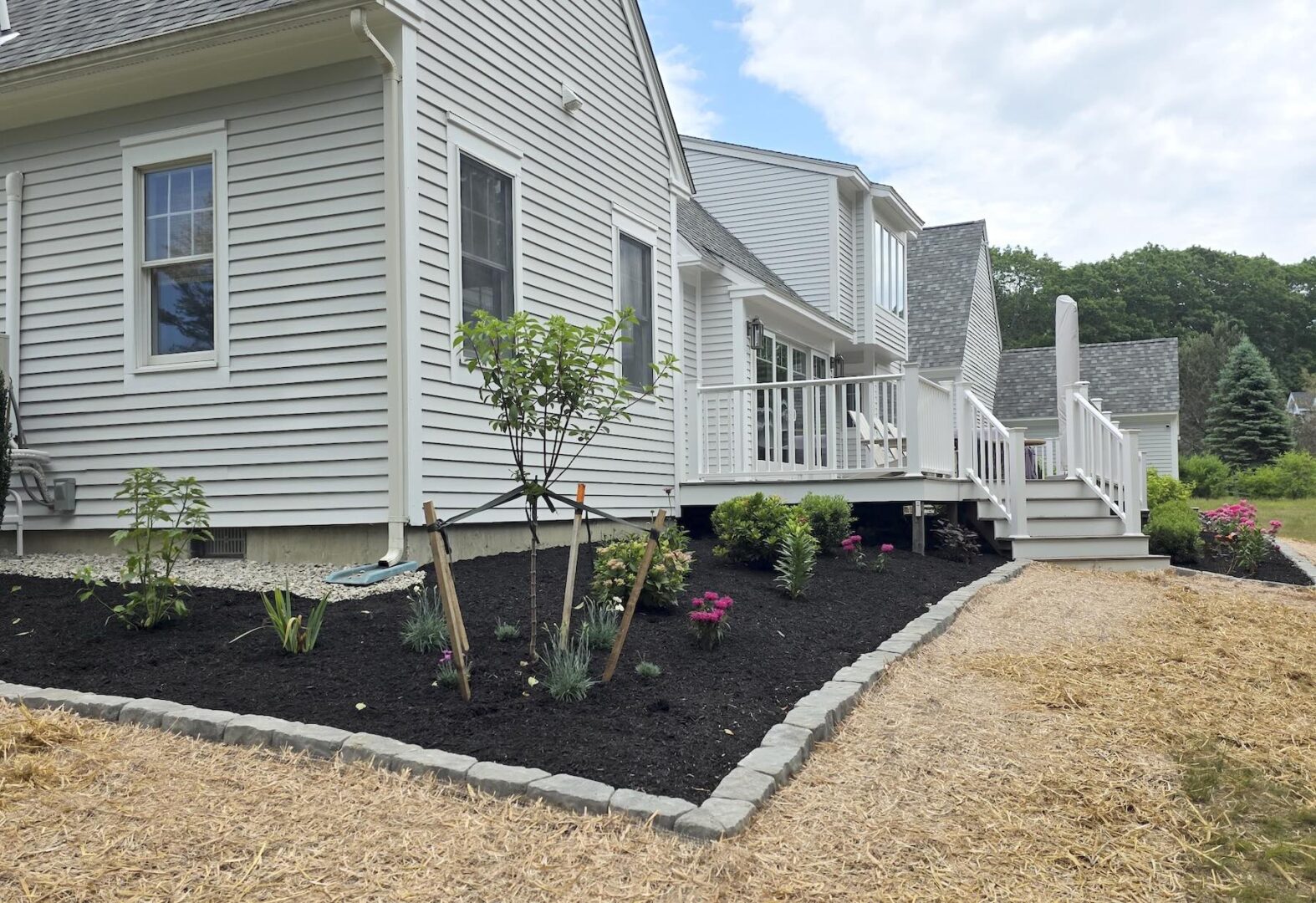 landscape constructions foundation plantings